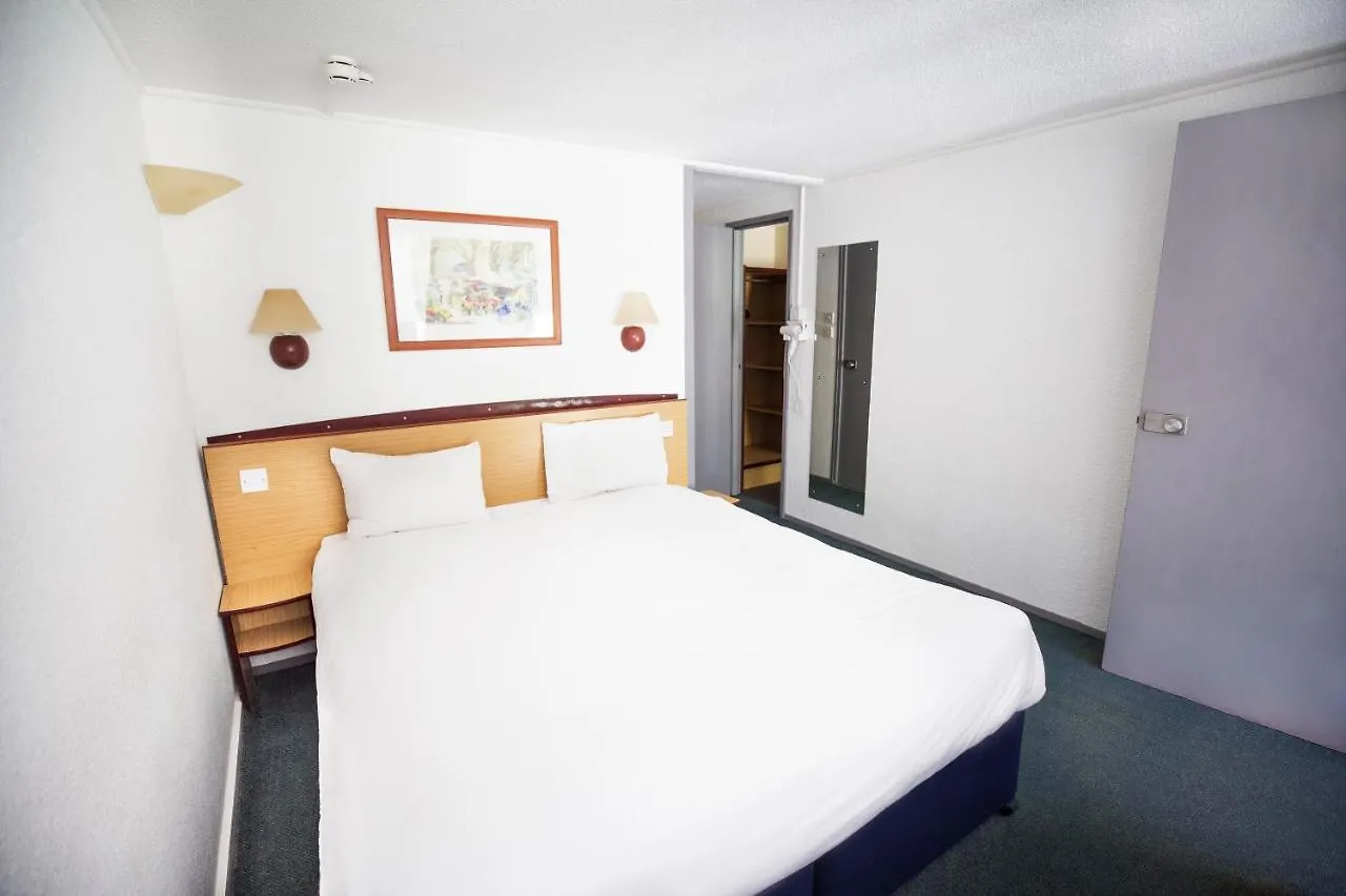 **  Campanile Hotel Doncaster Birleşik Krallık