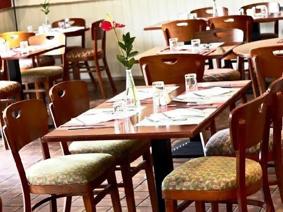 Campanile Hotel Doncaster 2*,  Birleşik Krallık